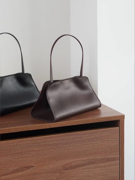 Handbags - Brown Leather Shoulder Bag